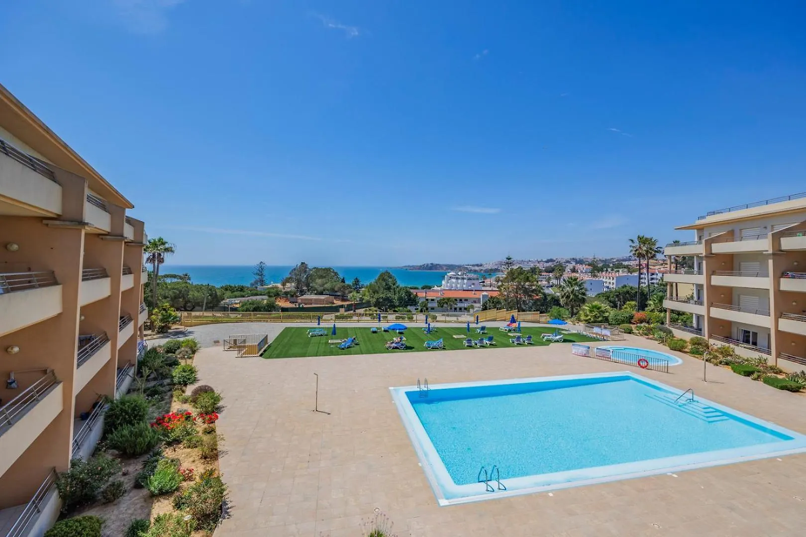 אלבופיירה Algarve Beach Apartments